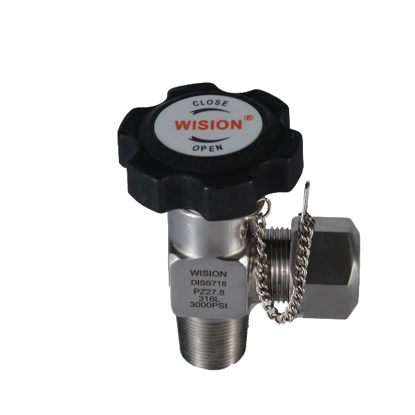 減壓閥廠家冬季使用乙炔氣瓶的注意事項