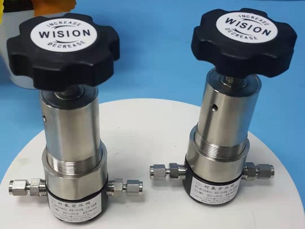 RW71系列襯氟背壓閥今日出貨